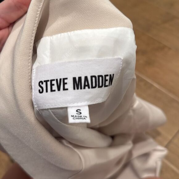 Steve Madden Kris Blazer in Pristine Ivory - Picture 5 of 5